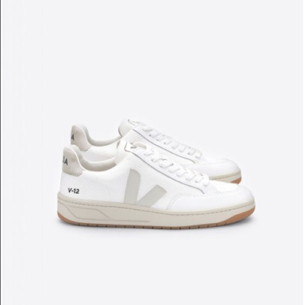 Veja V12 B-Mesh Sneaker White 38/7 BRAND NEW W BOX